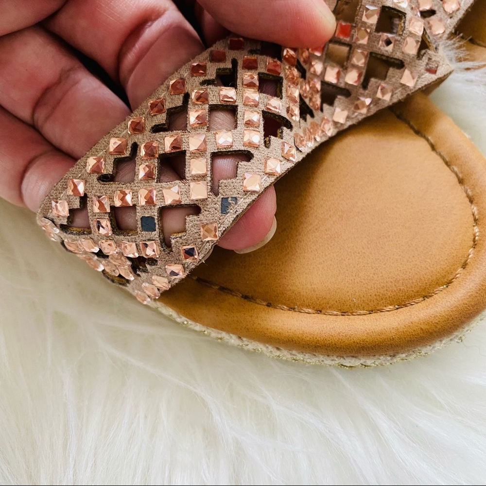 Girl’s Sandals - Picture 4 of 6